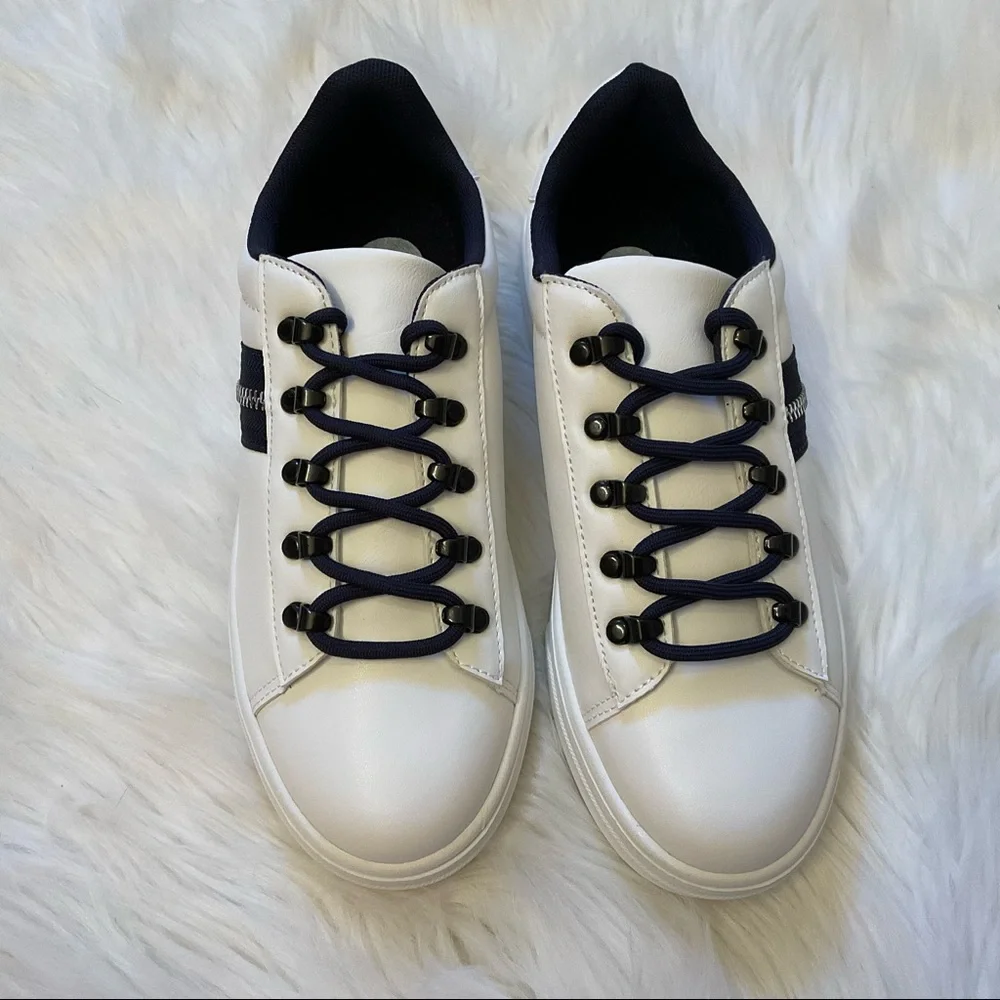 Journee Collection Arden Sneakers - New in Box - Size 8 - White / Navy - Picture 4 of 16